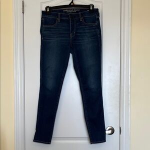 American Eagle Outfitters Dark Wash Skinny Jeans Size 10